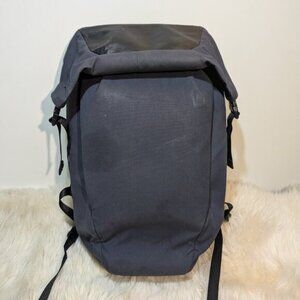 RYU Respect Your Universe locker Quick Pack Lux Black nylon & leather Backpack